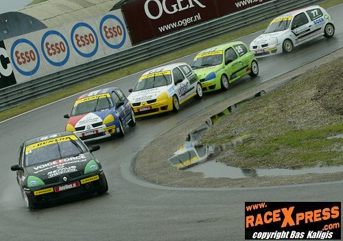 Close Racing bij Clio's